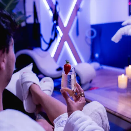 Loveroom Chic Avec Piscine - - 15 Min Detoulouse