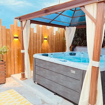 Loveroom Chic Avec Piscine - - 15 Min Detoulouse Сasa de vacaciones Mons (Haute-Garonne)